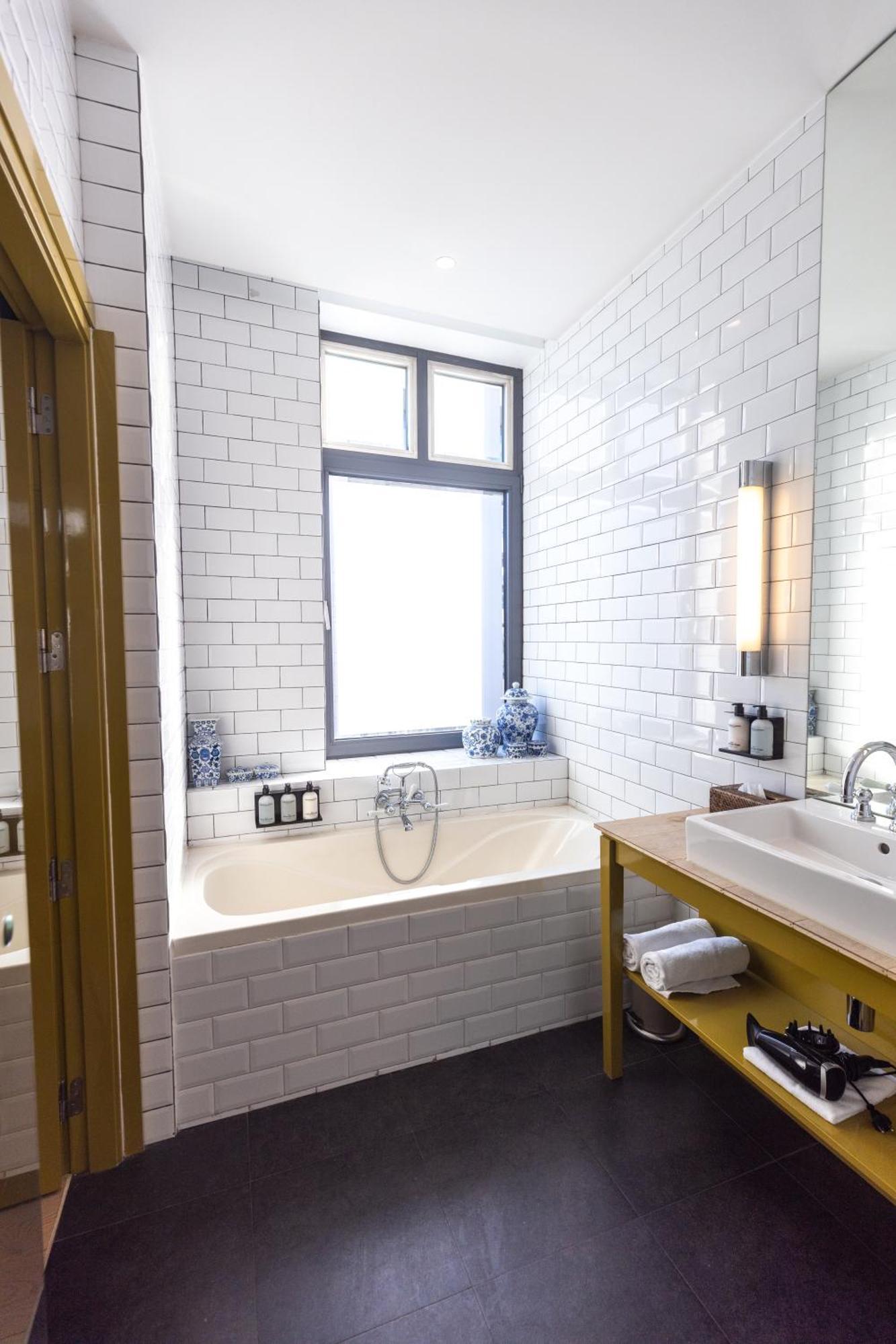 Hotel Les Nuits Антверпен Екстериор снимка