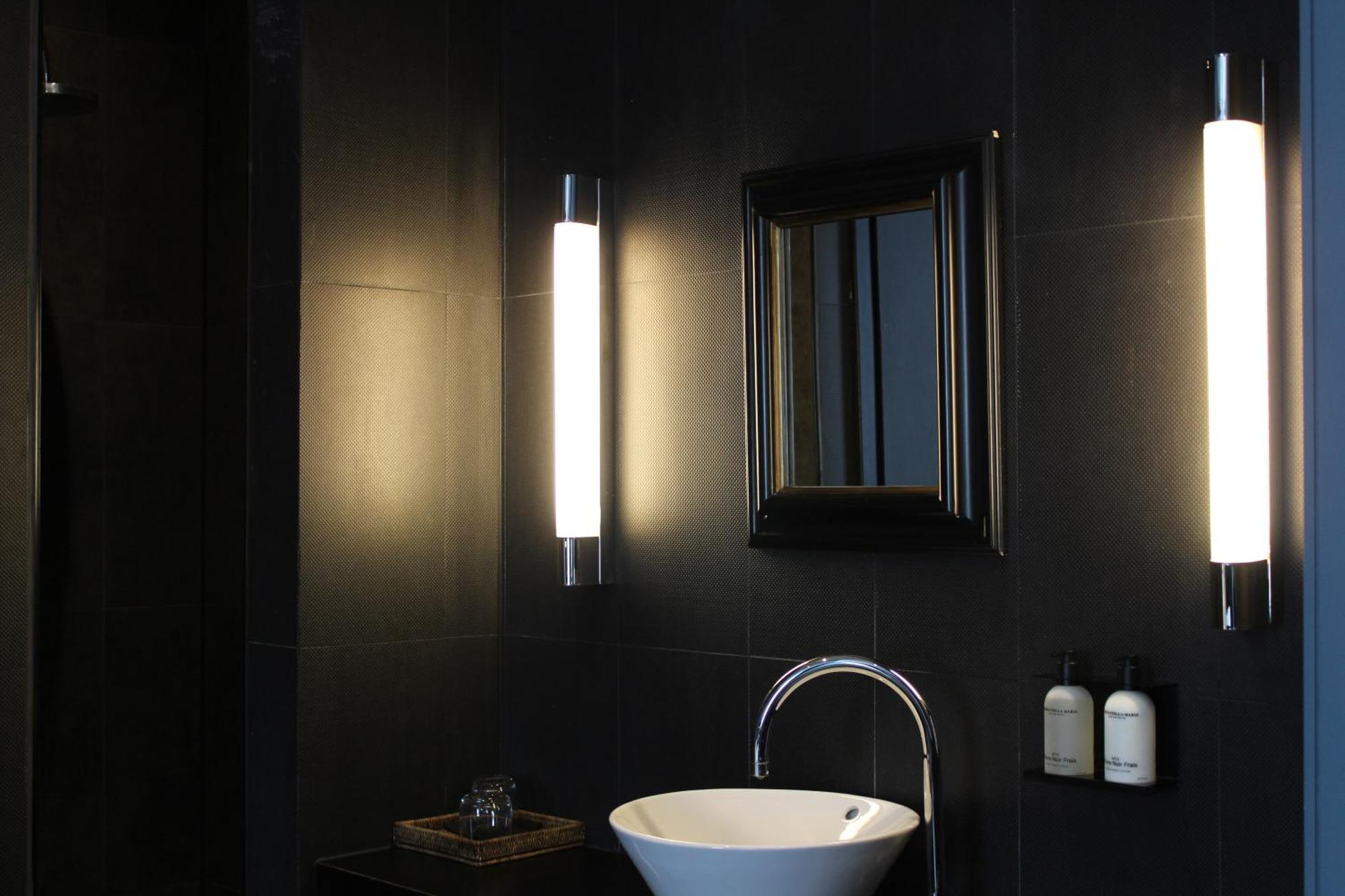 Hotel Les Nuits Антверпен Екстериор снимка