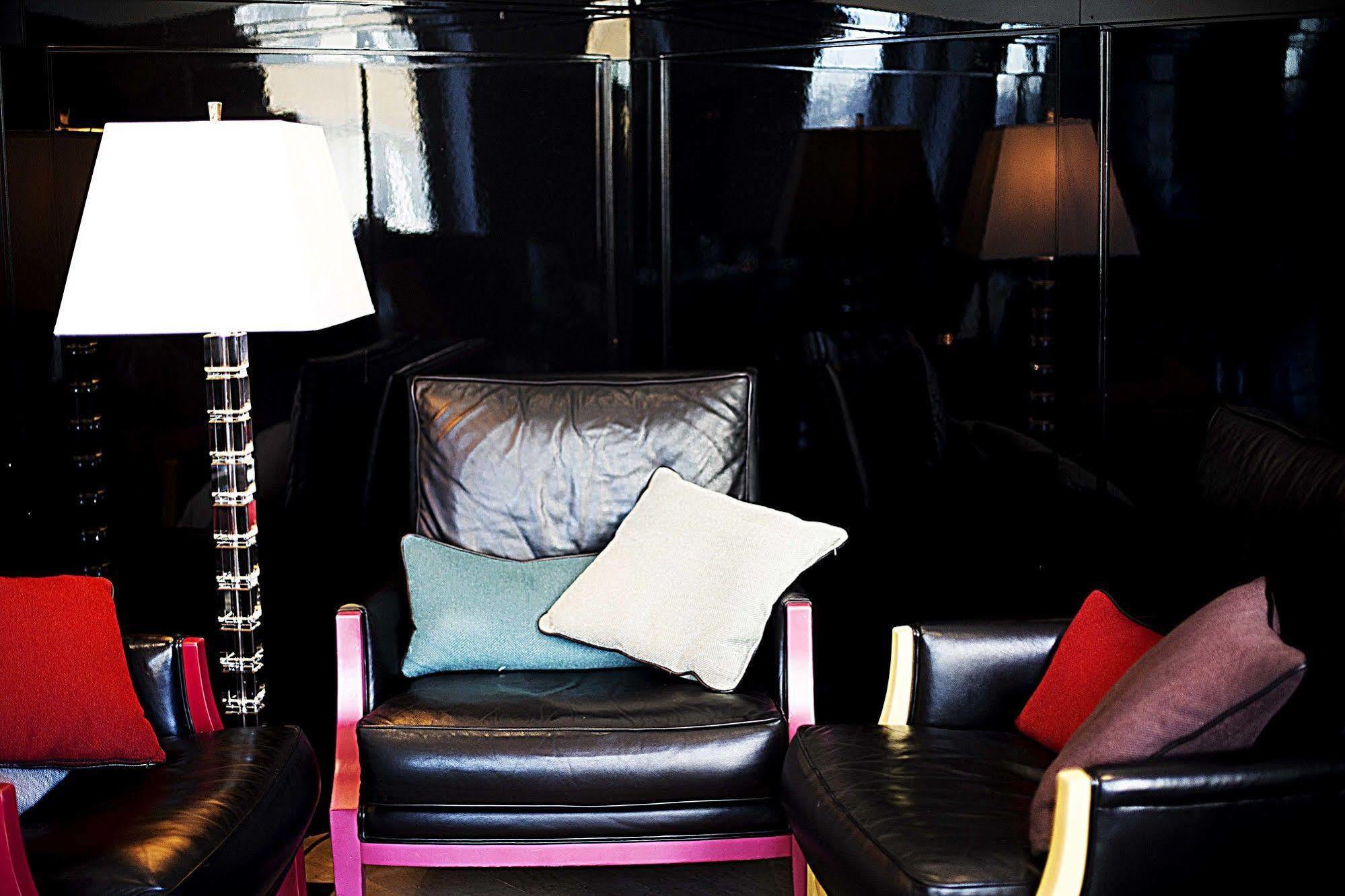 Hotel Les Nuits Антверпен Екстериор снимка